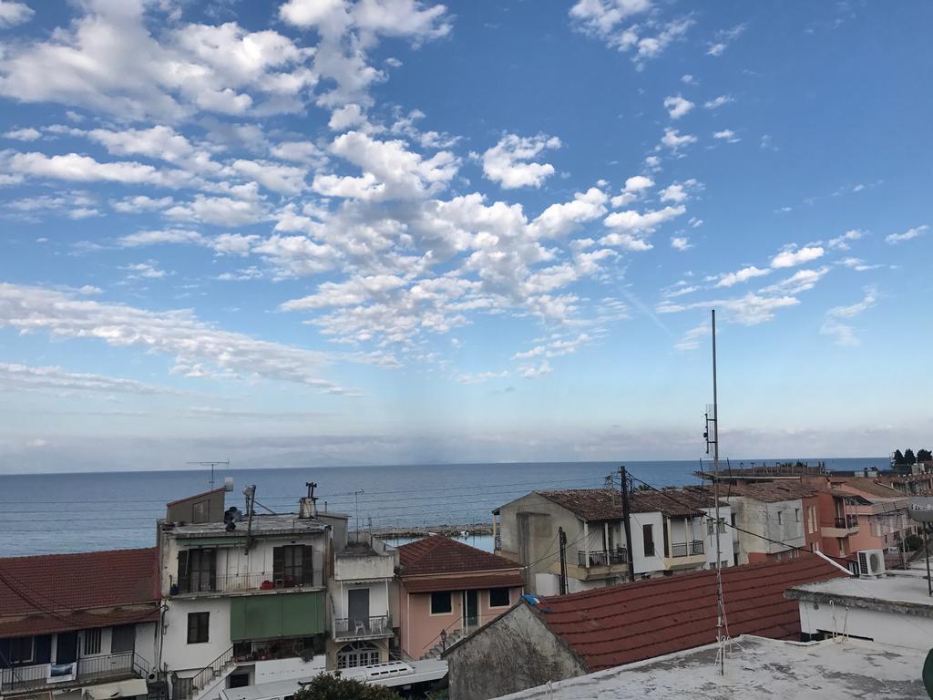 Benitsa Beach Hotel Achílleion エクステリア 写真